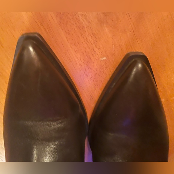 Vince Camuto “Gidgeta” black leather pointed toe heeled ankle boots size 10 - Picture 5 of 8